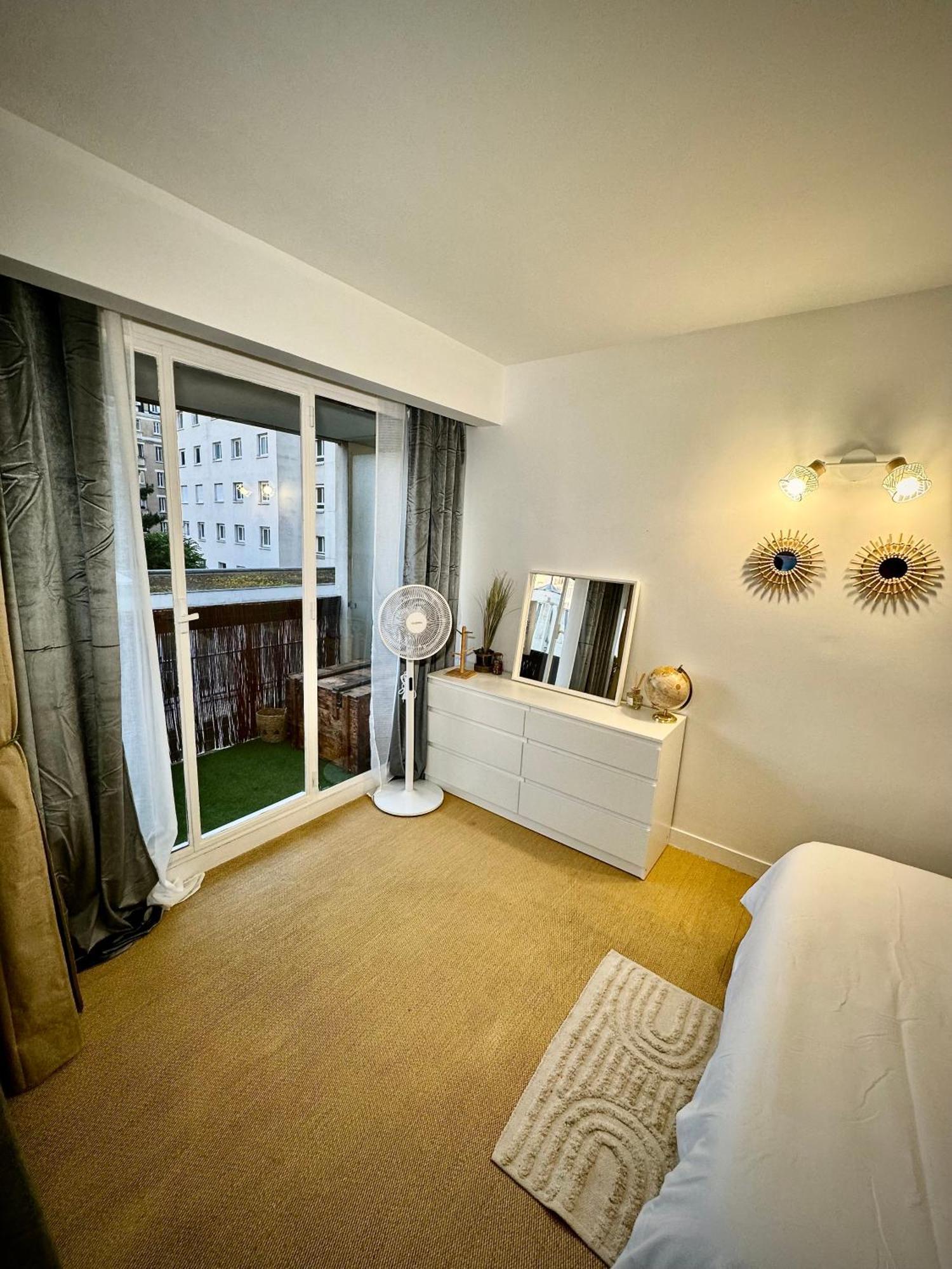 Appartement Avec Piscine Paris Ngoại thất bức ảnh